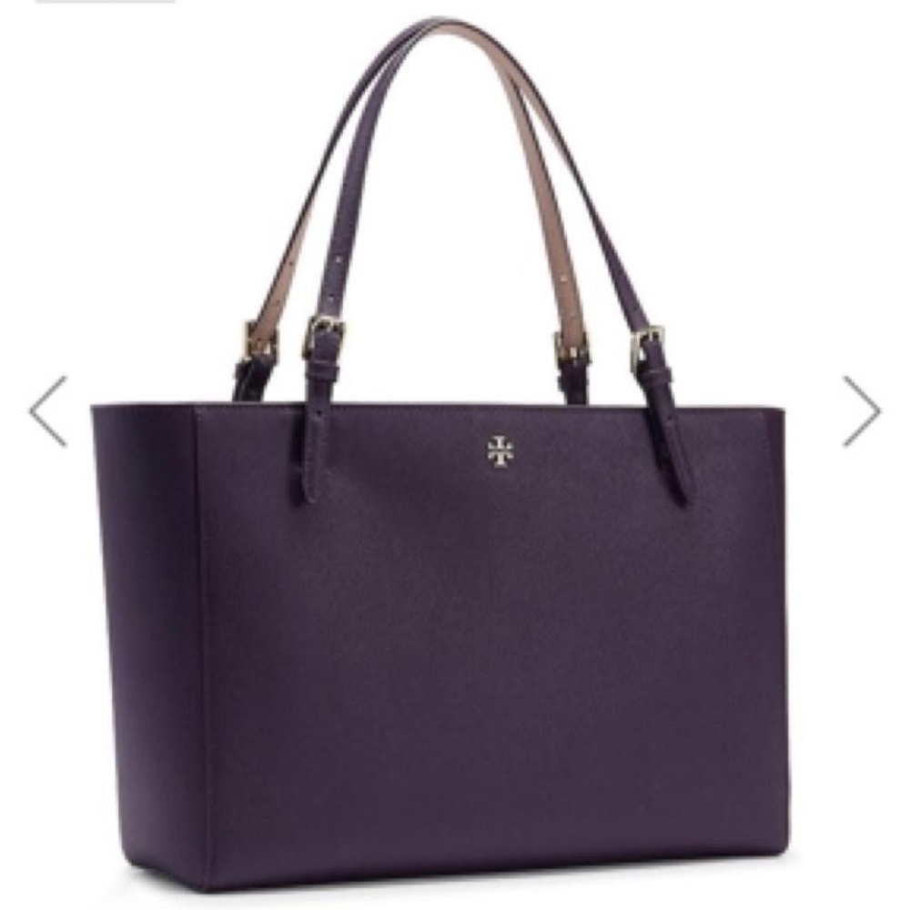 Beautiful purple Tory Burch large York tote. 💜